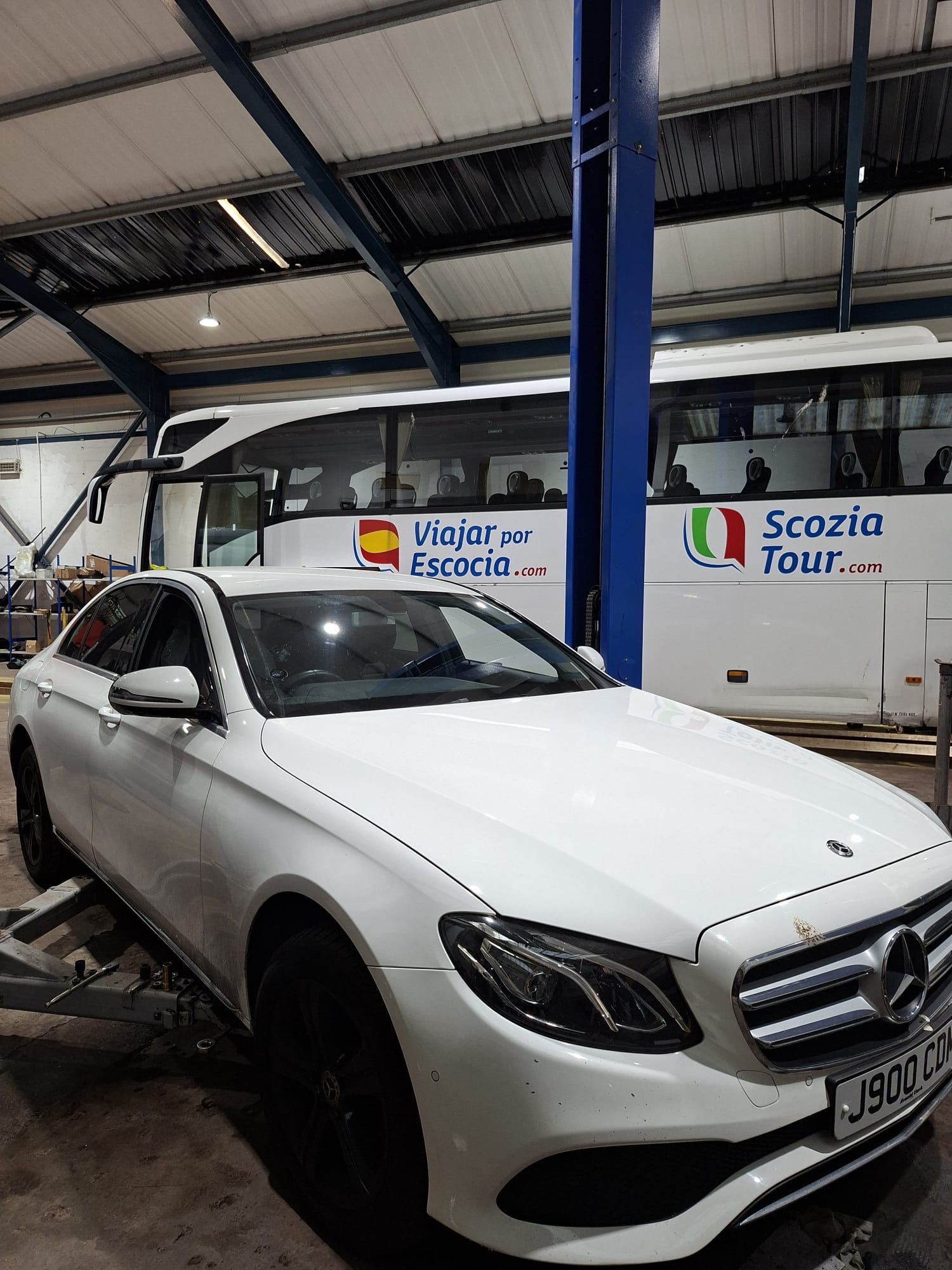 Mercedes-Benz E-Class on the ramp at the Wattlight workshop